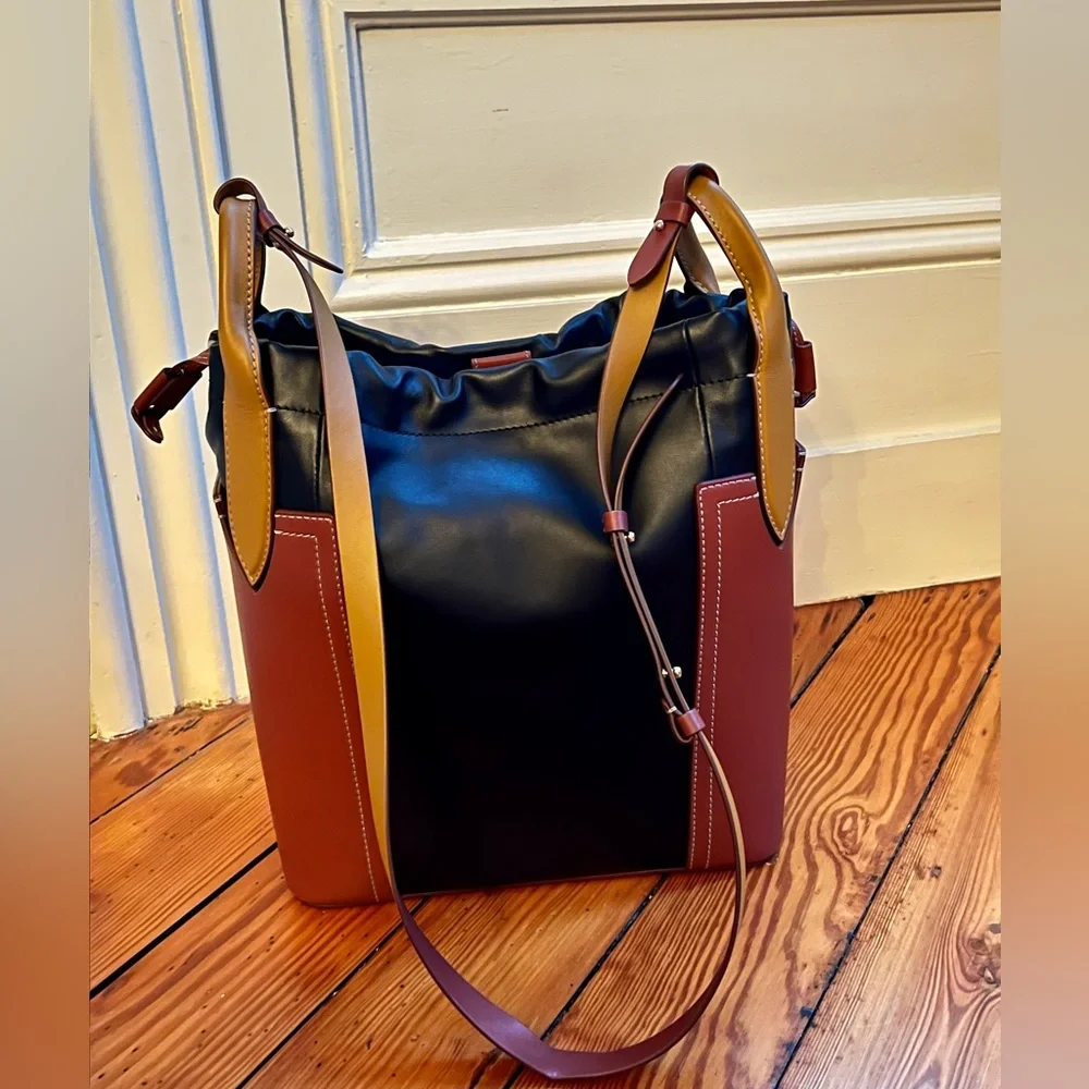 ***SOLD*** Clergerie Paris Manhattan Bag - Picture 2 of 9